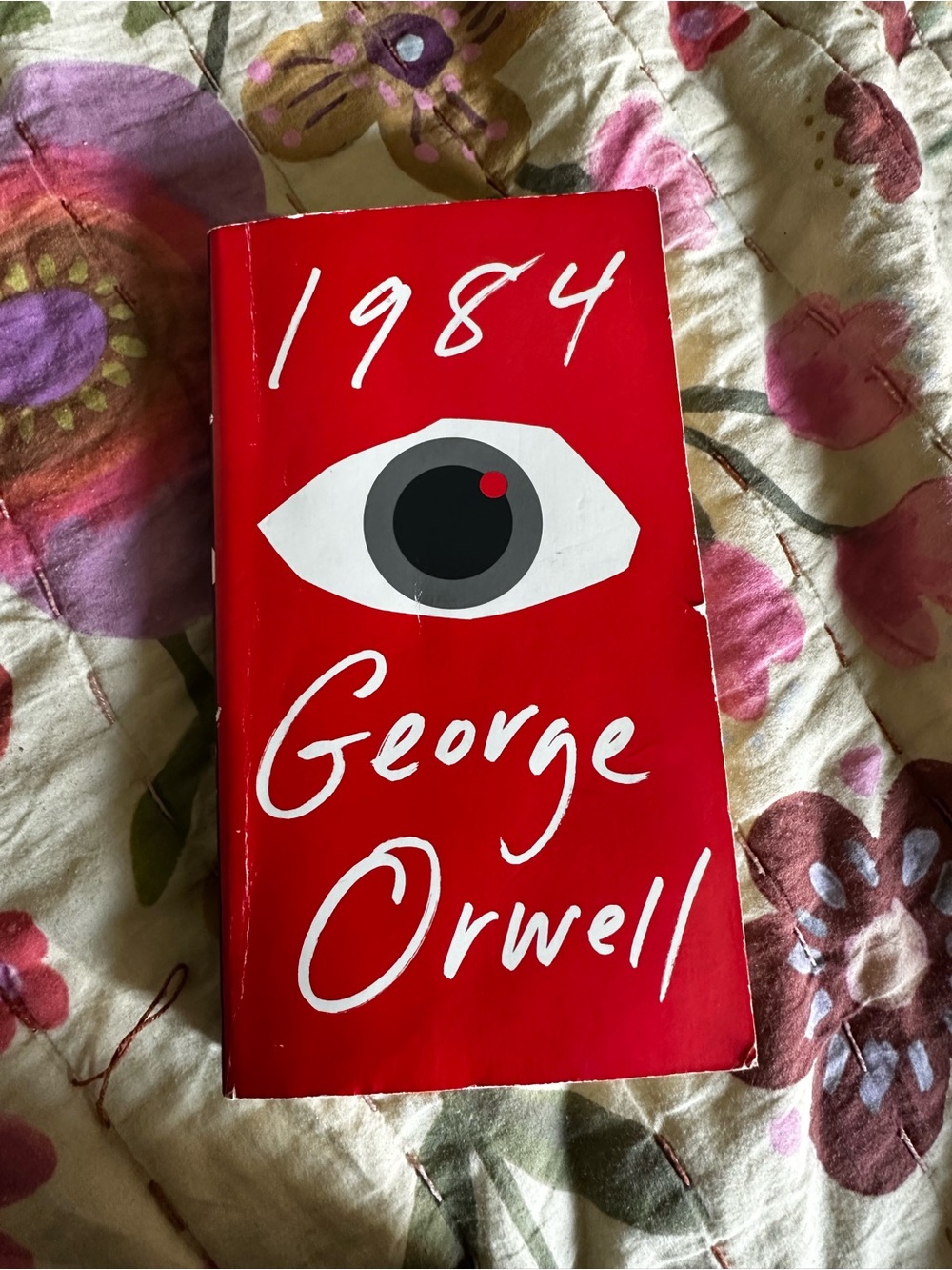 George Orwell 1984 — Red Paperback Classic